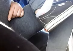 Da đen, người phụ nữ cho một người đàn se x nhật bản ông đi vào nhà để fuck