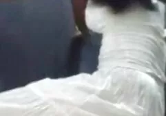 Ông kéo phim se x moi nhat bò trên đường để làm cho bạn bè
