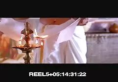 Một cô gái trong một cơ thể đẹp cân vest phim x nhat